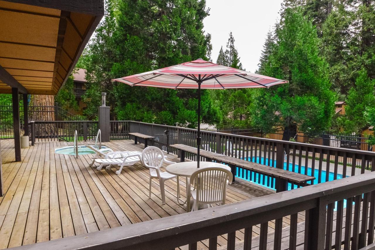 The Sleepy Hollow Shaver Lake Exterior photo