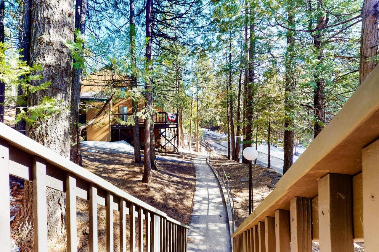 The Sleepy Hollow Shaver Lake Exterior photo